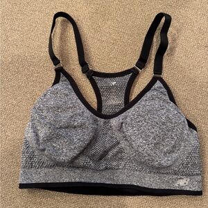 New Balance Women's Gray/Black Sports Bra